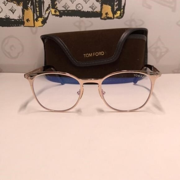 Tom Ford TF5732-B 028 Authentic Eyeglasses · Rose Gold/Havana - Picture 4 of 11